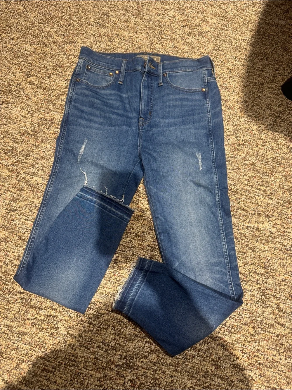 Point Sur Dark Blue Women’s Distressed Jeans